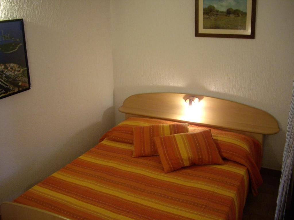 Adria Apartments Pula Buitenkant foto